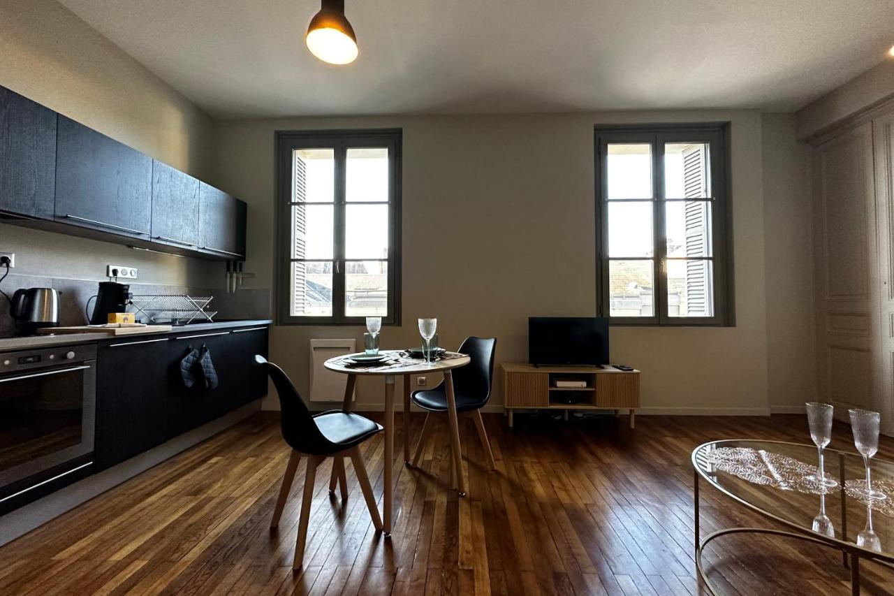Le Magistral Beautiful One-Bedroom Apartment In The Historic Heart Of تور المظهر الخارجي الصورة